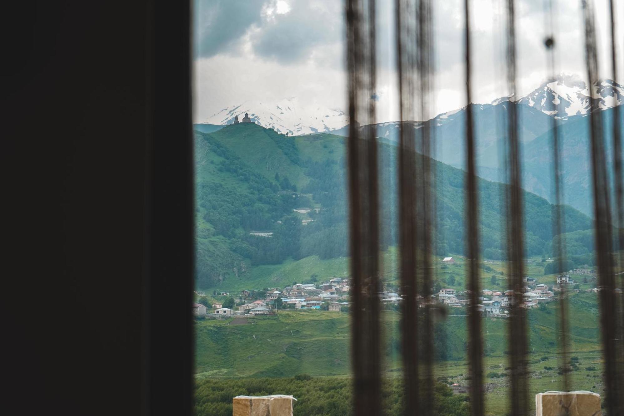 Hotel Toliketi Kazbegi Esterno foto