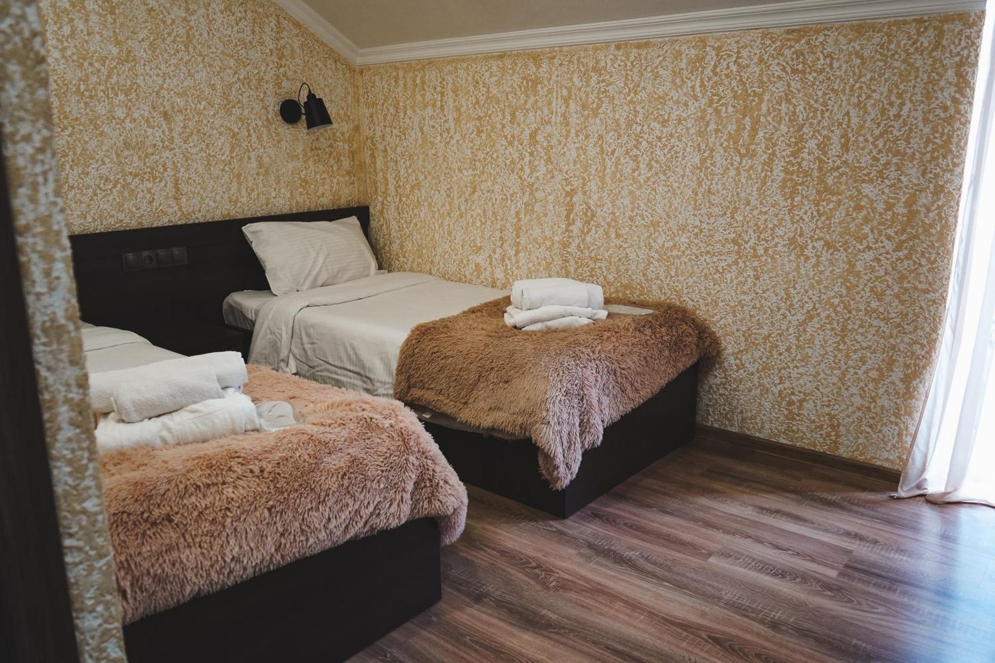 Hotel Toliketi Kazbegi Esterno foto